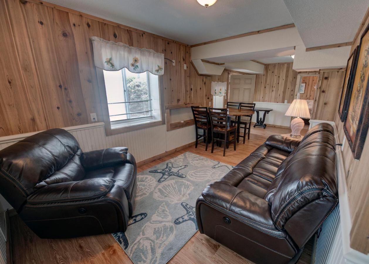 Outer Banks Motel - Village Accommodations Buxton Bagian luar foto