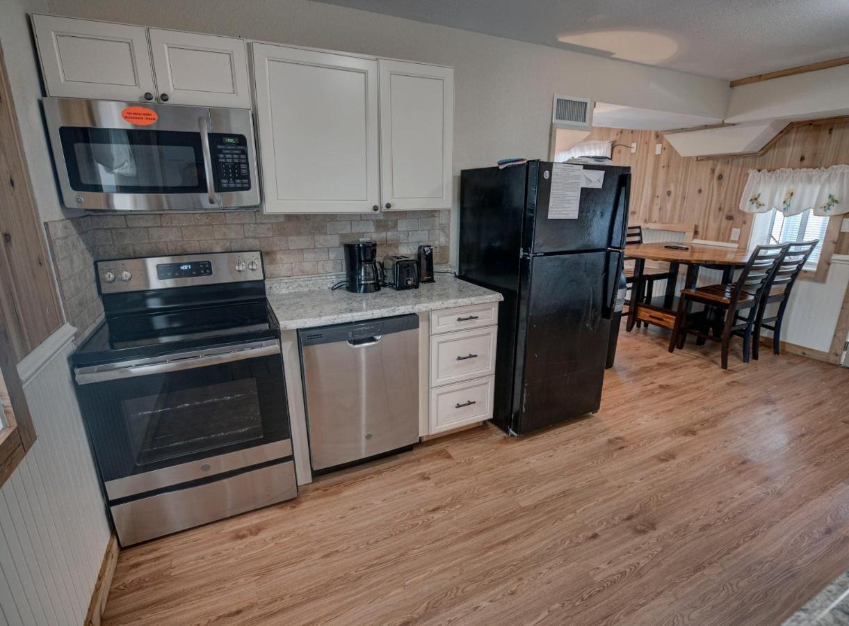 Outer Banks Motel - Village Accommodations Buxton Bagian luar foto