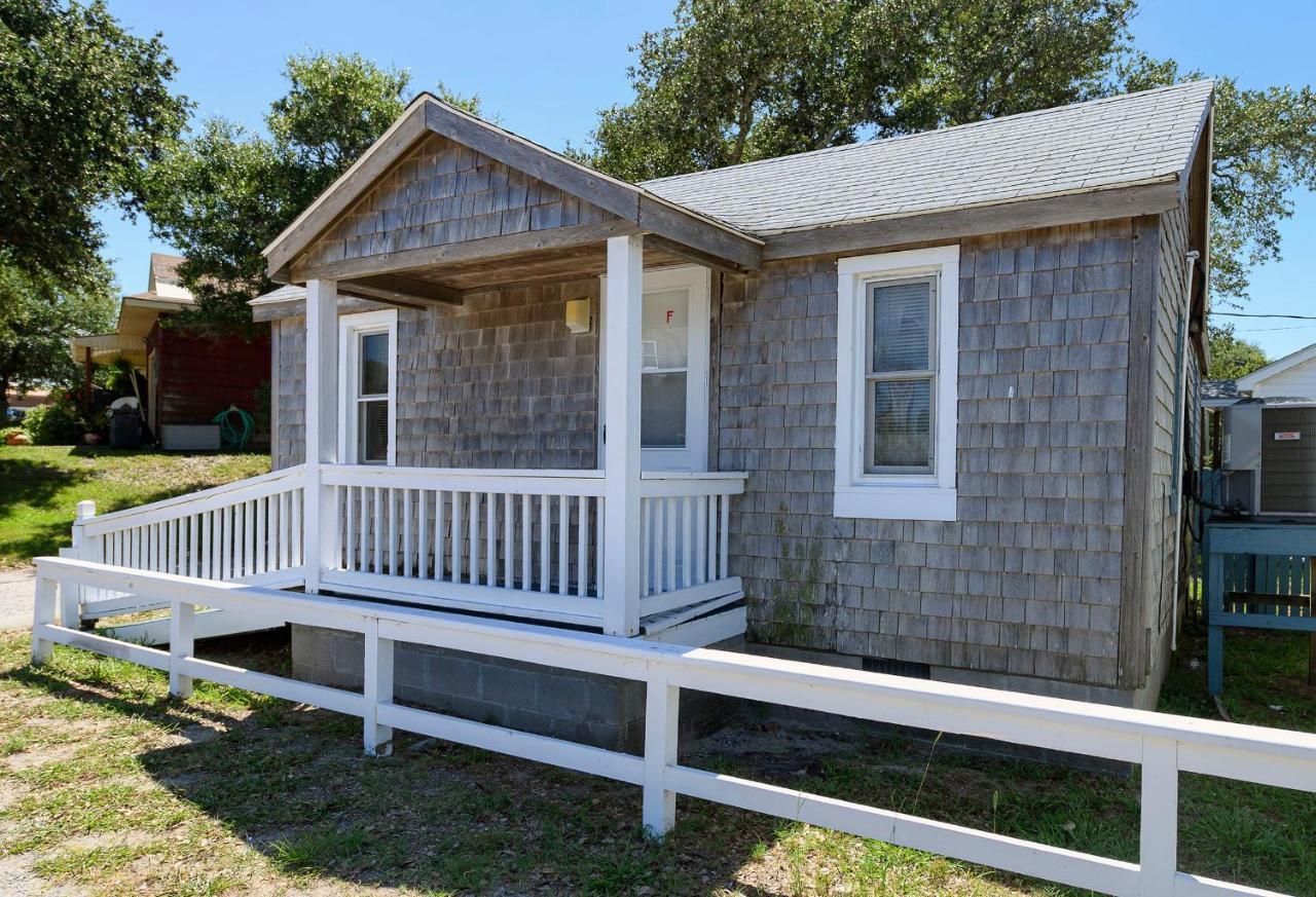 Outer Banks Motel - Village Accommodations Buxton Bagian luar foto
