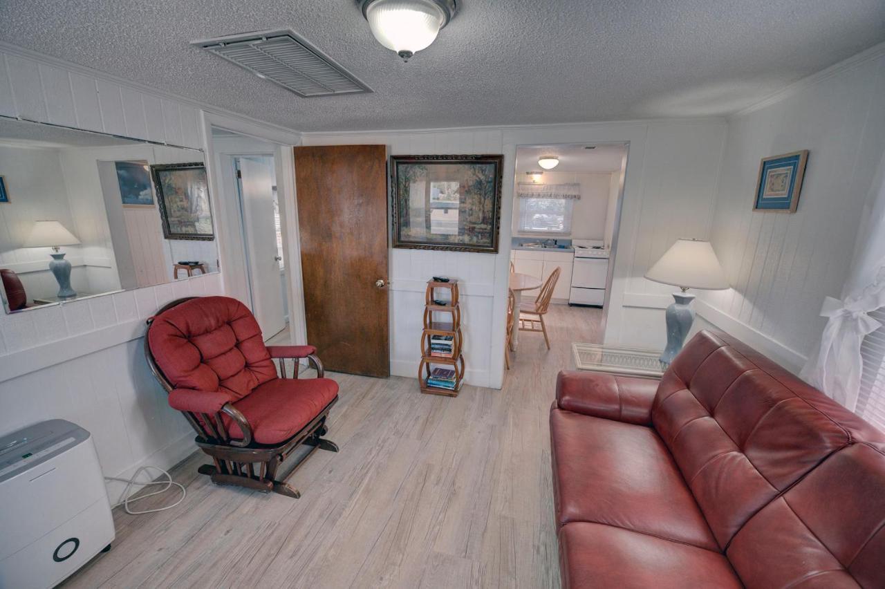 Outer Banks Motel - Village Accommodations Buxton Bagian luar foto