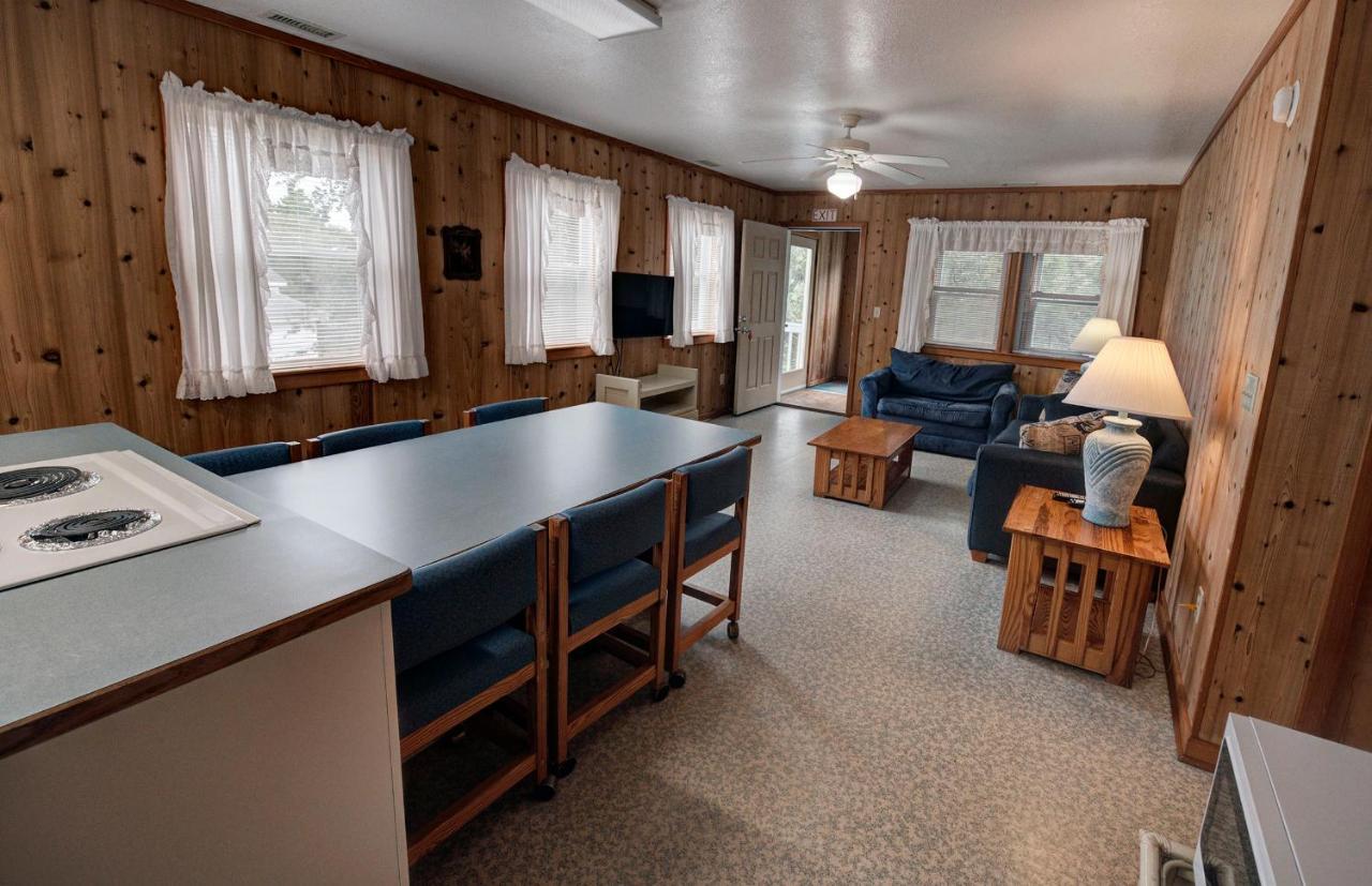 Outer Banks Motel - Village Accommodations Buxton Bagian luar foto