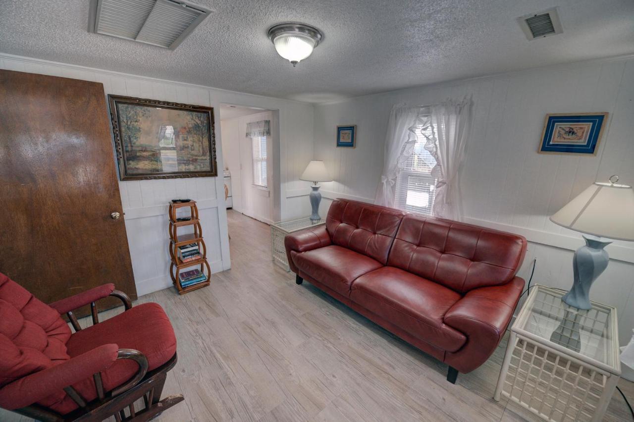 Outer Banks Motel - Village Accommodations Buxton Bagian luar foto