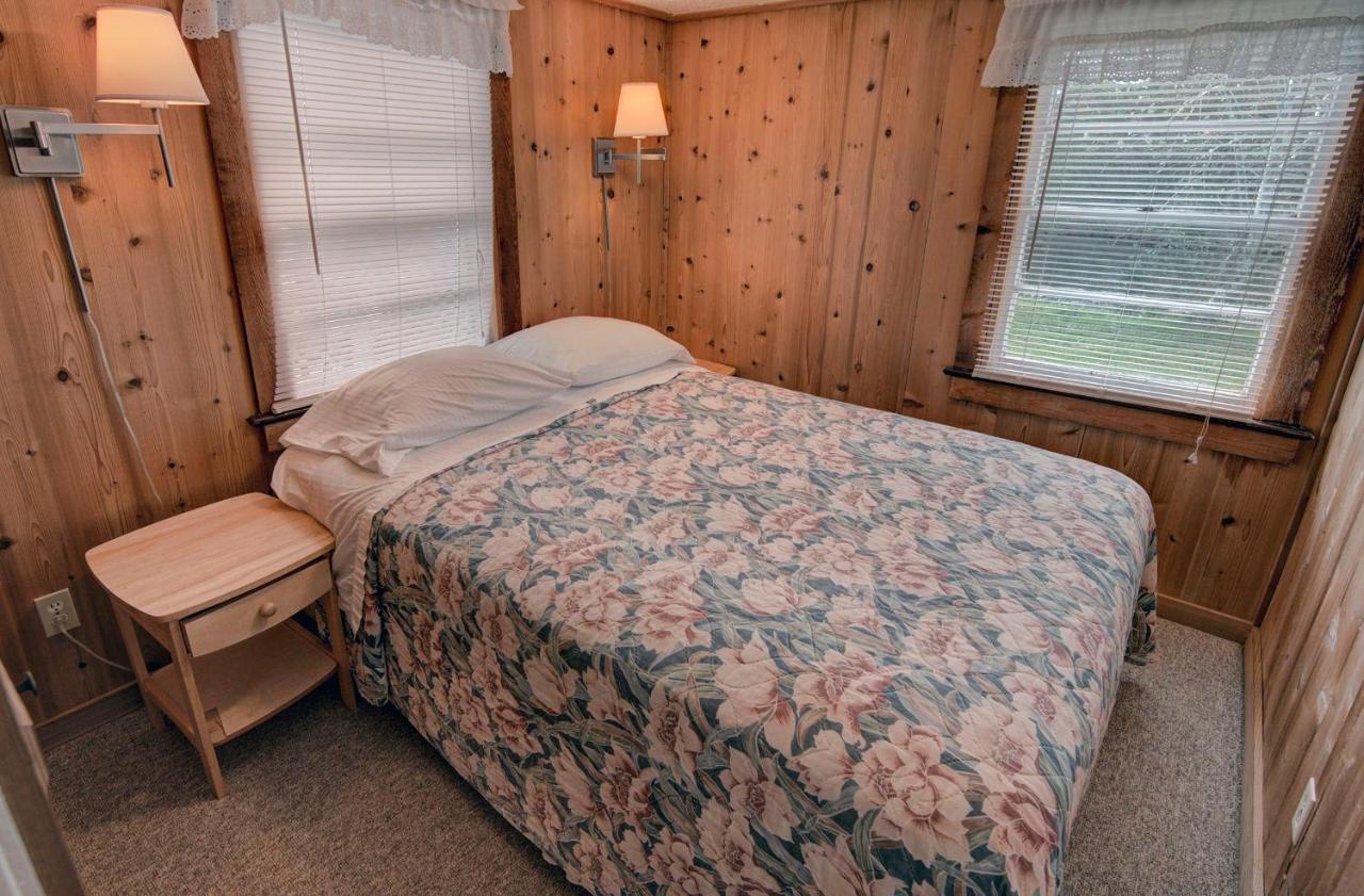 Outer Banks Motel - Village Accommodations Buxton Bagian luar foto