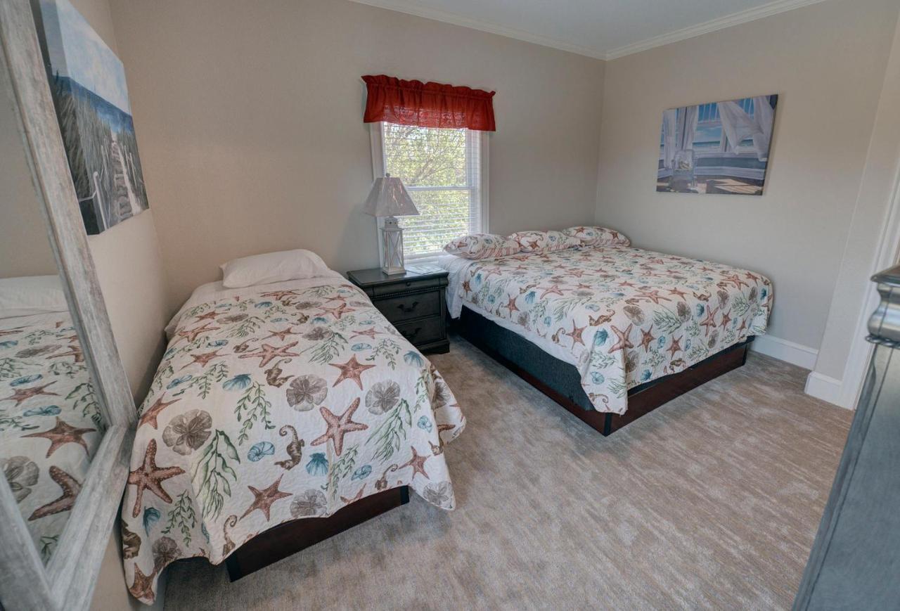 Outer Banks Motel - Village Accommodations Buxton Bagian luar foto
